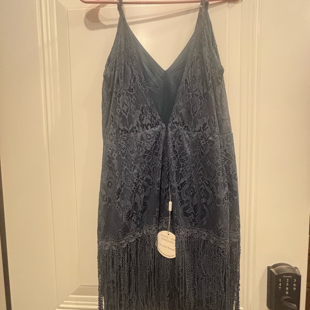 Elegant Lace Fringe Dress in Blue - Picture 6 of 14